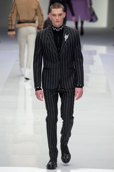 Look 56